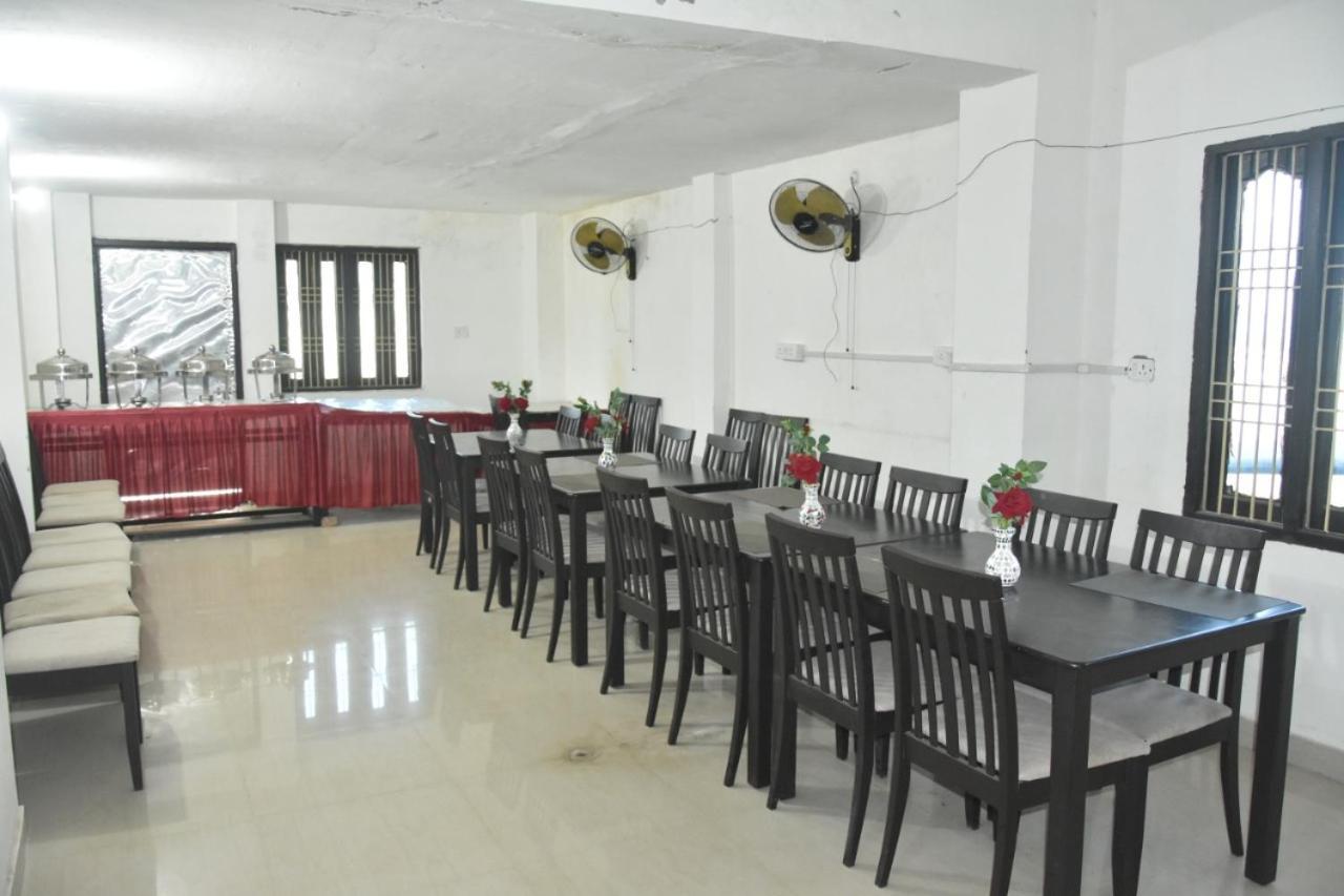 Hotel Yug Residency Варанасі Екстер'єр фото